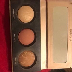 Bare minerals dimensional powder trio.